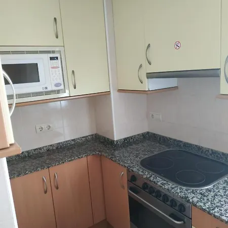 Rmm27 - Piso En Zona Tranquila De *